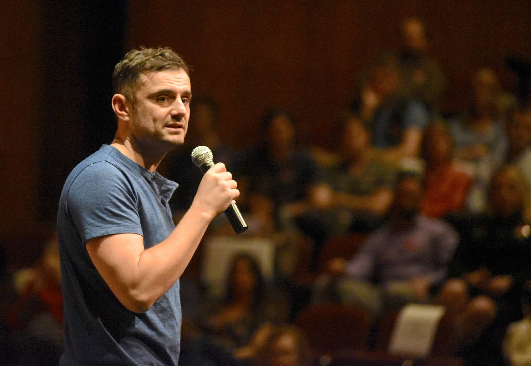 How Gary Vee Builds Relationships on Social Media in a Thank You Economy