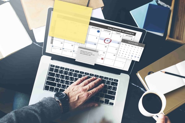 Top 6 meeting scheduler apps & tools to improve your productivity